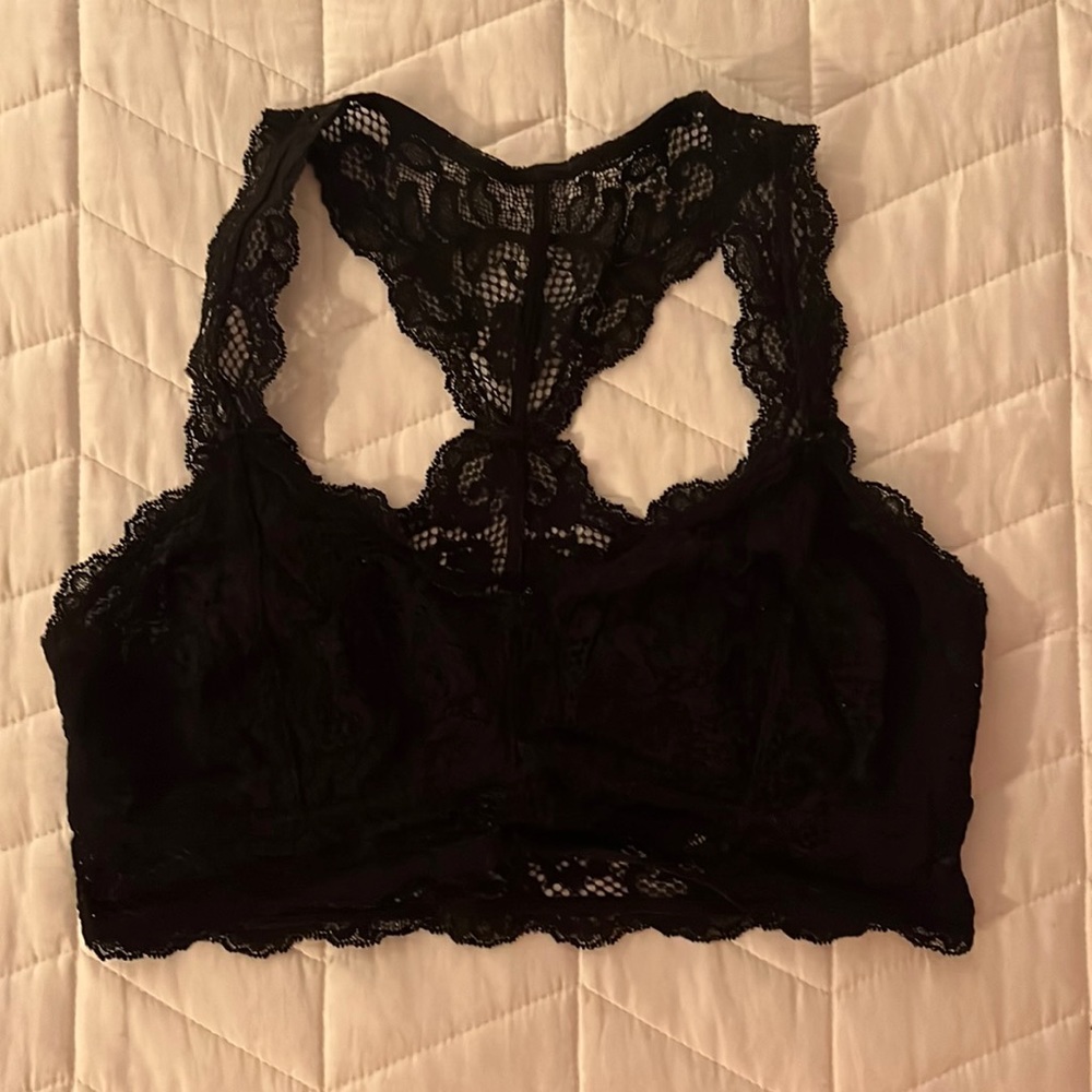 Black Lace Bralette!
